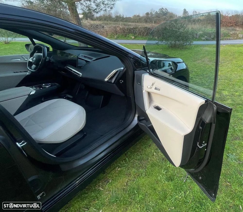 BMW iX xDrive 40 - 9