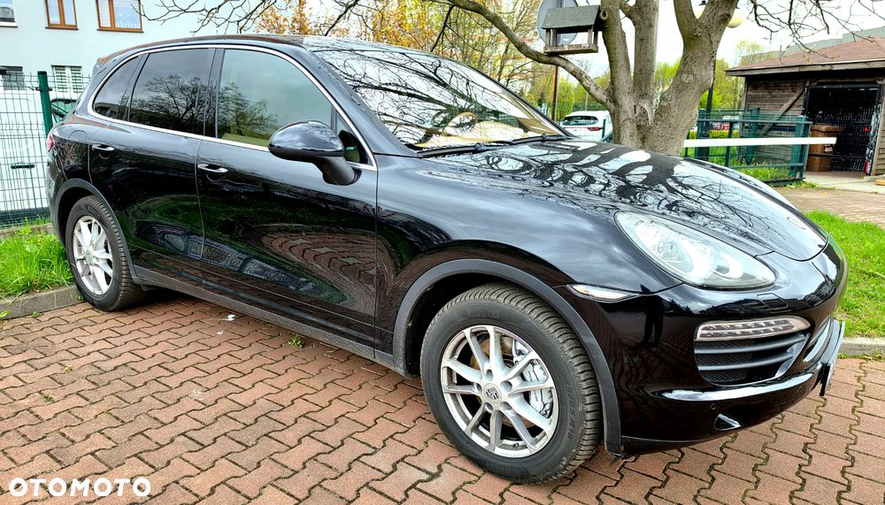 Porsche Cayenne S - 1