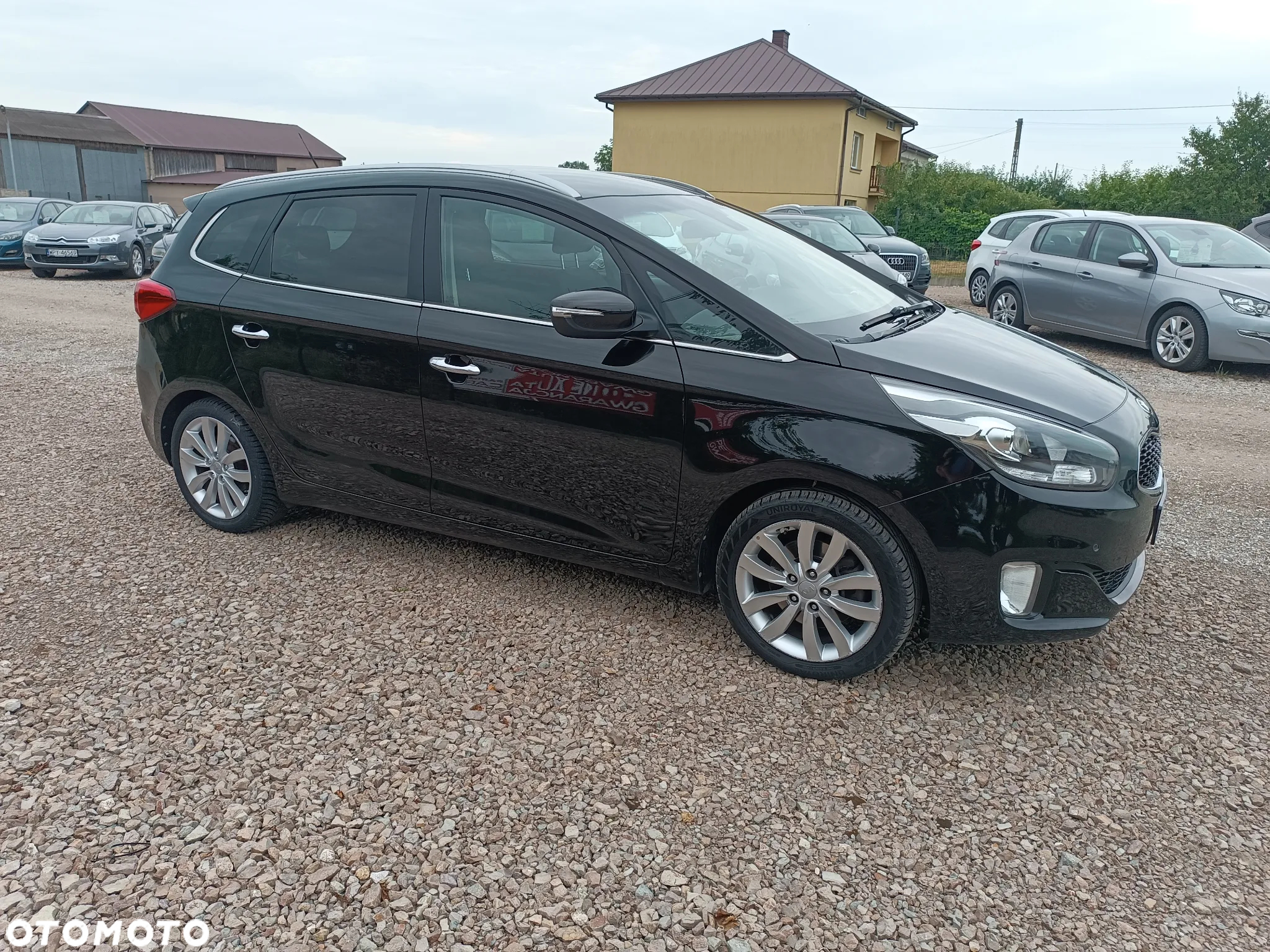 Kia Carens 1.7 CRDi 115 Fifa World Cup Edition - 11