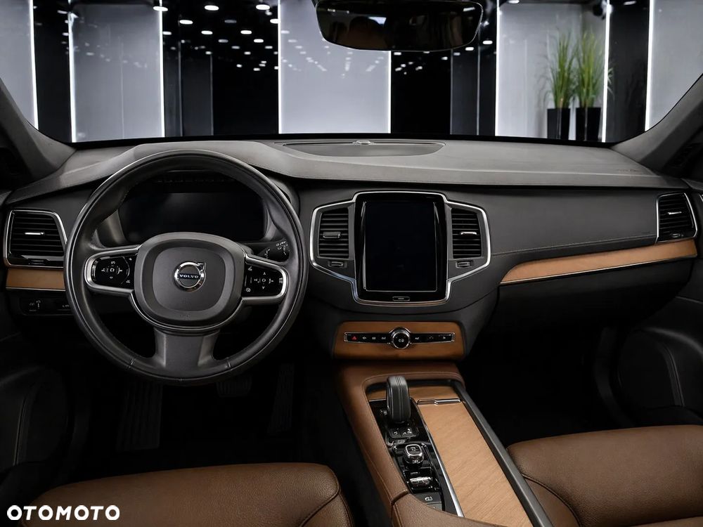 Volvo XC 90 B5 D AWD Momentum Pro - 7