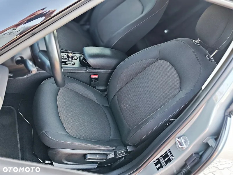 MINI Clubman One - 12
