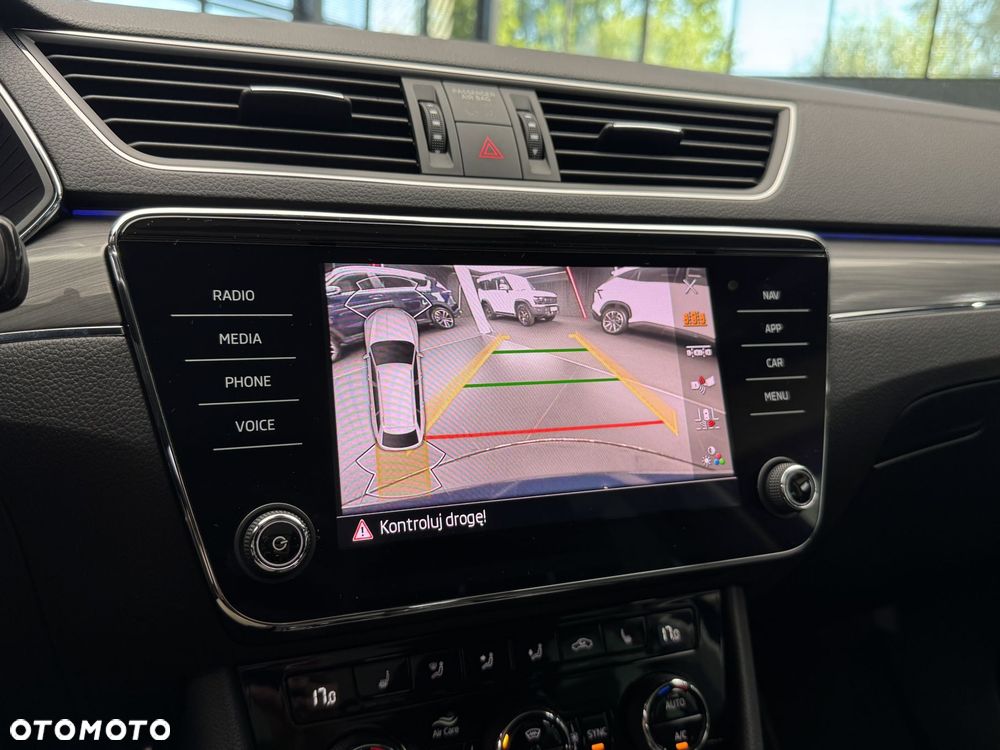 Skoda Superb 2.0 TSI 4x4 Scout DSG - 38