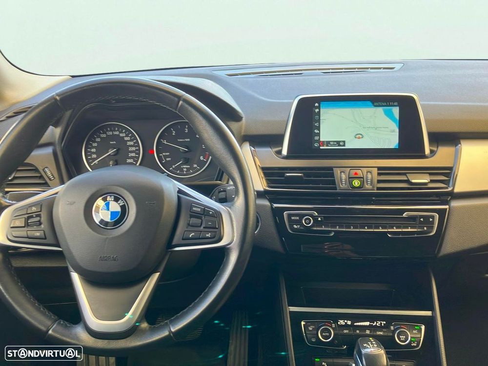BMW 216 Active Tourer - 10