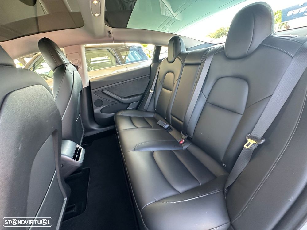 Tesla Model 3 Standard RWD Plus - 18
