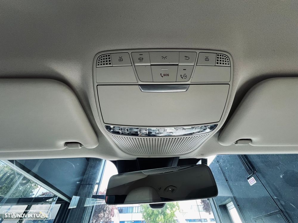 Mercedes-Benz E 300 de Exclusive Line - 27