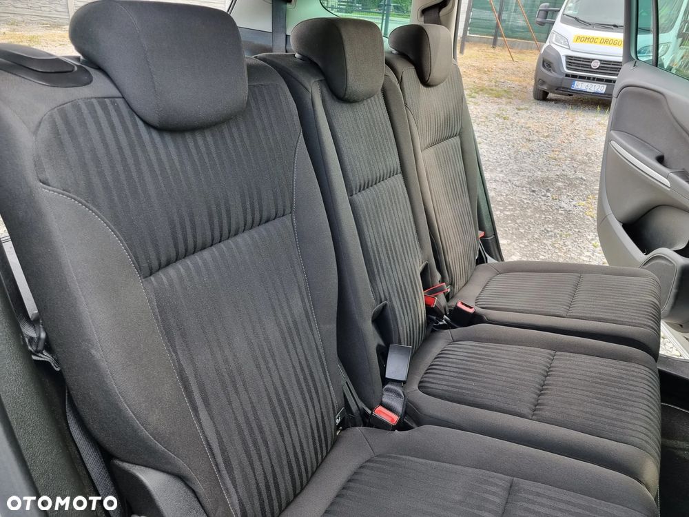 Opel Zafira 1.4 Turbo Business Edition - 16
