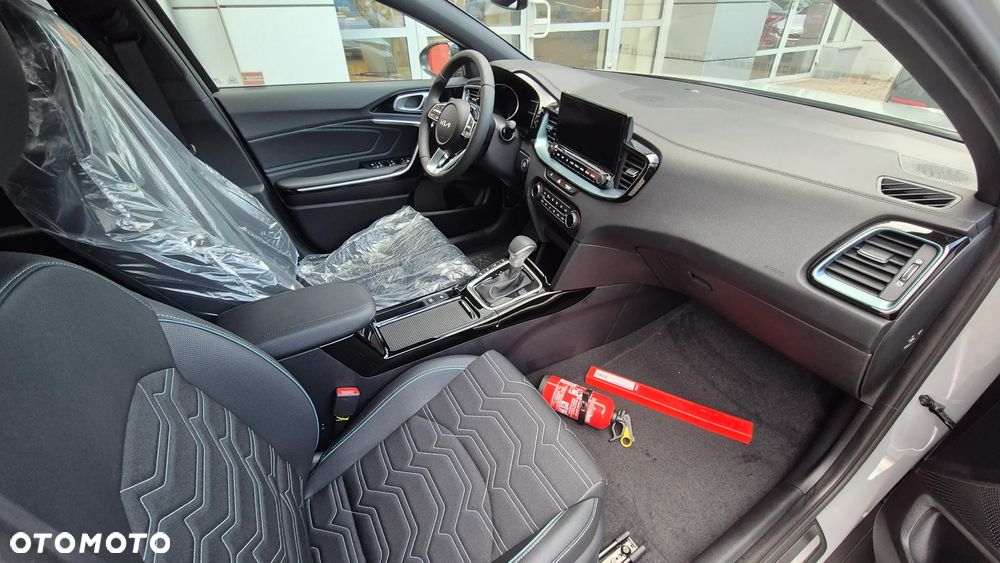 Kia XCeed 1.6 T-GDI Tribute DCT - 18