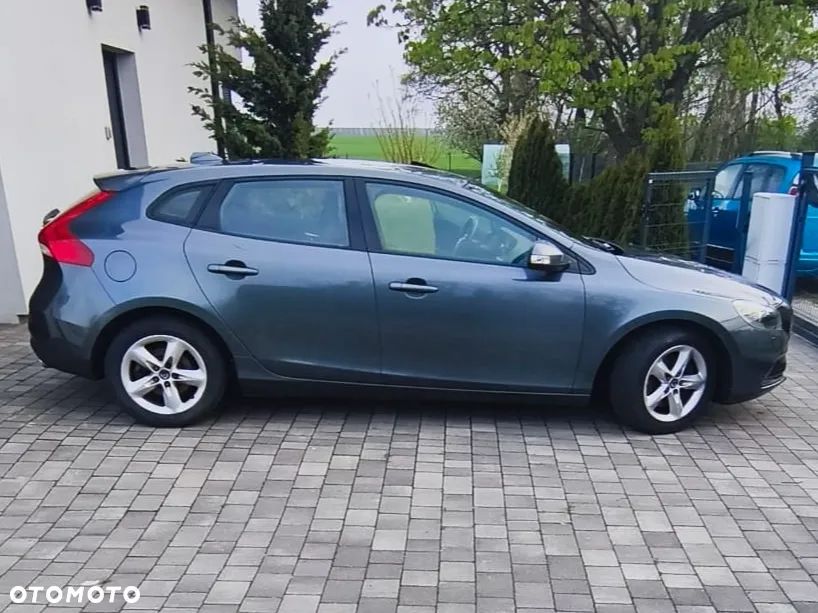 Volvo V40 T2 - 5