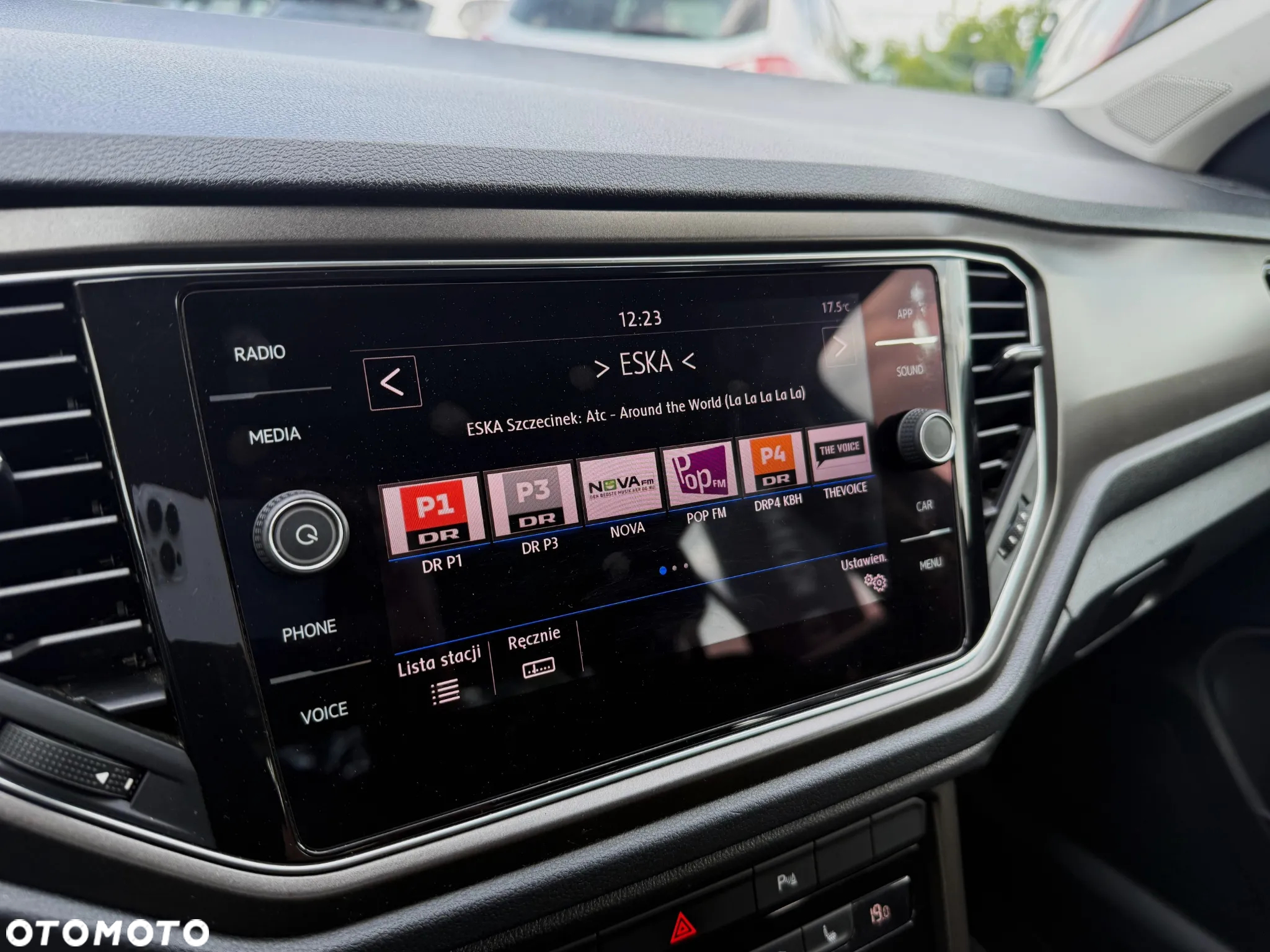 Volkswagen T-Roc 1.5 TSI Special Edition - 16