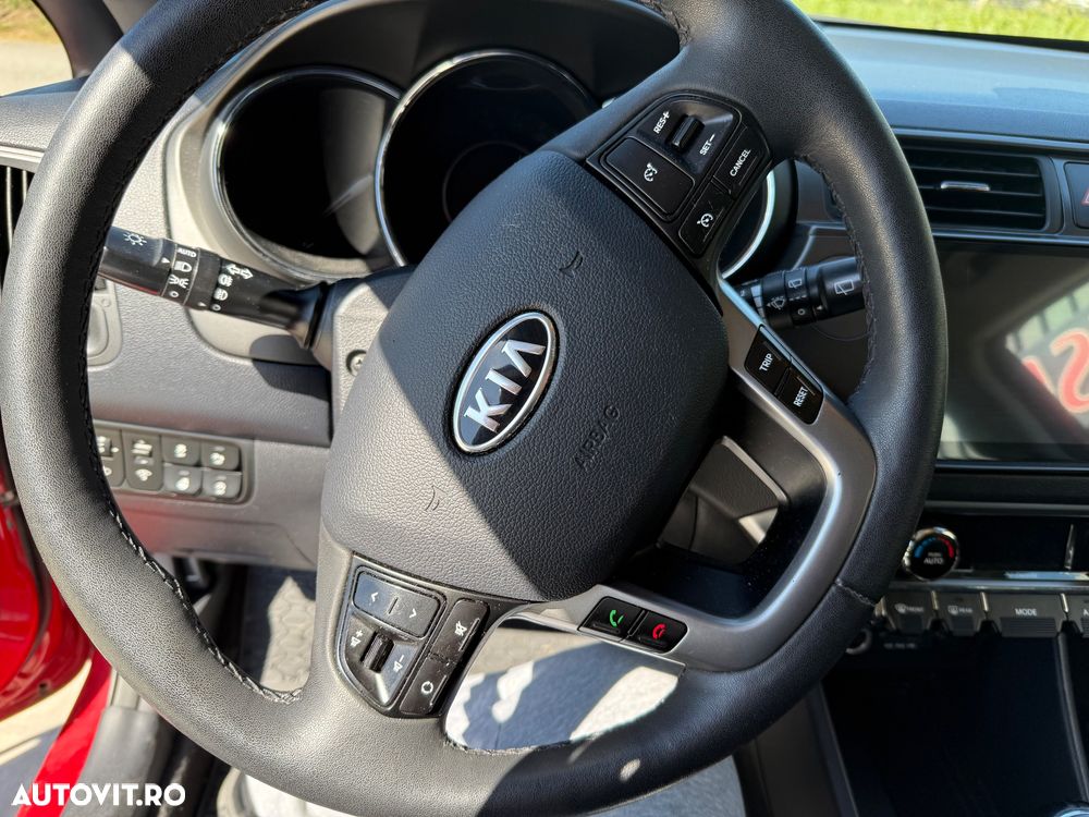 Kia Rio - 15