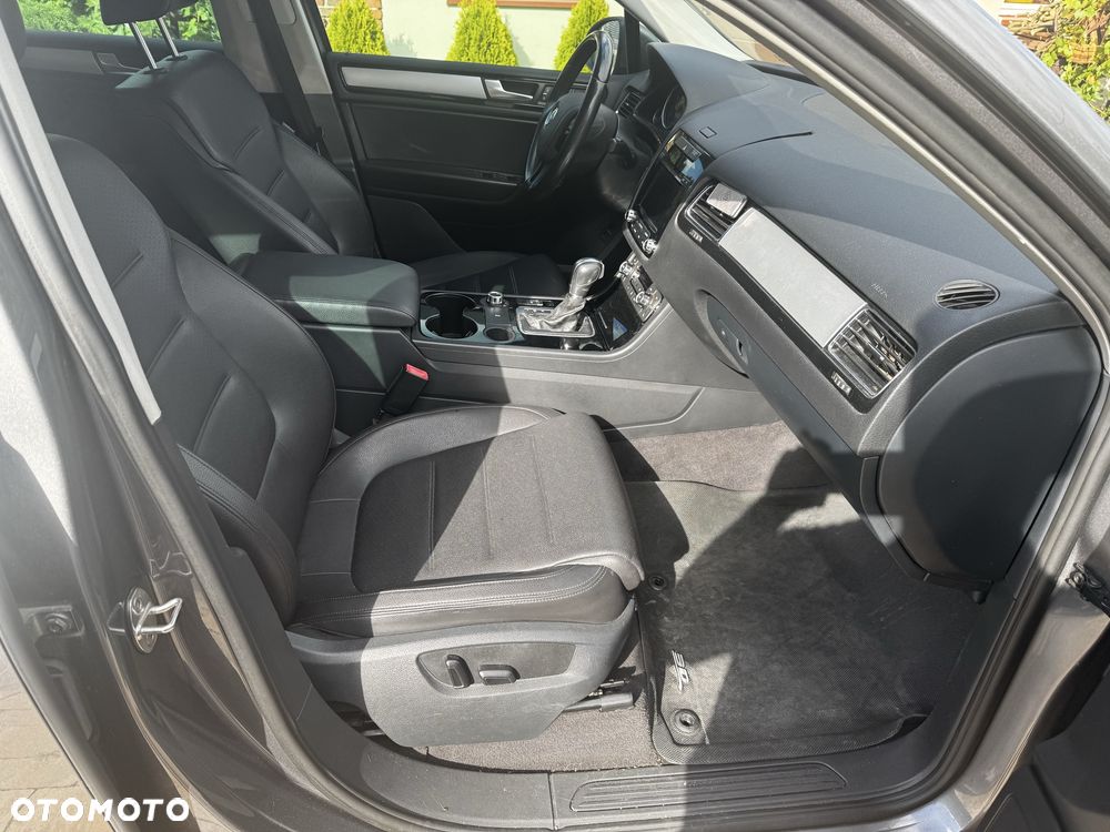 Volkswagen Touareg - 6