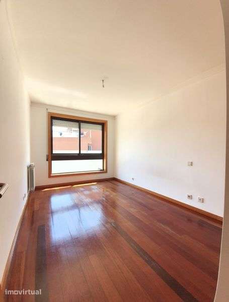 Espetacular T1 - Castelo Maia - centro - Grande imagem: 4/9