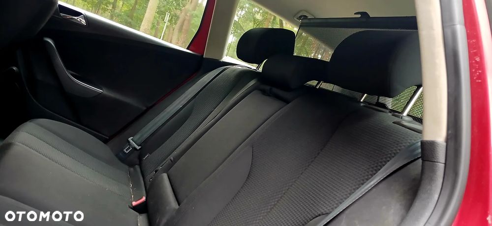 Volkswagen Passat 1.9 TDI Trendline - 16