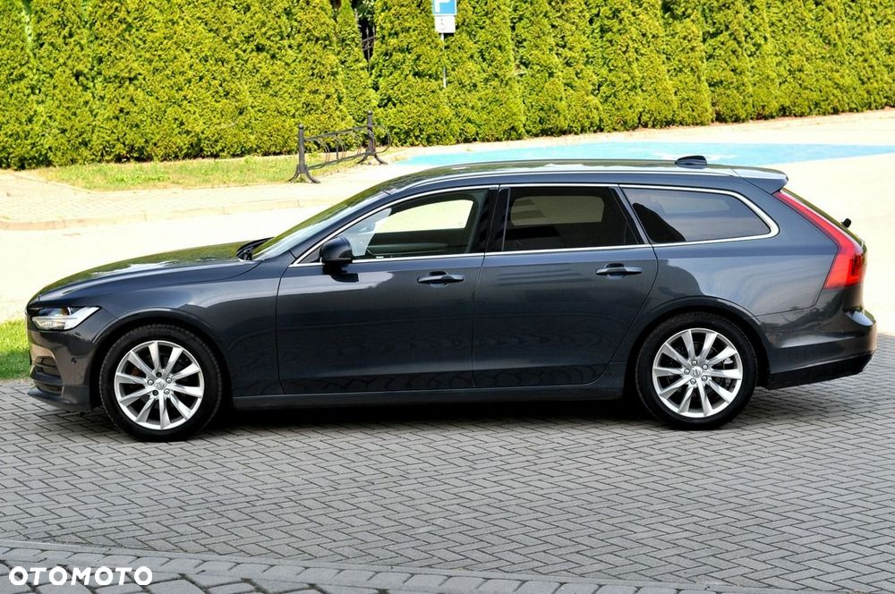Volvo V90 D3 Momentum Pro - 5