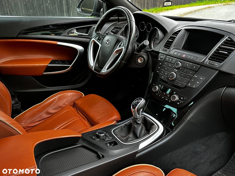 Opel Insignia - 11