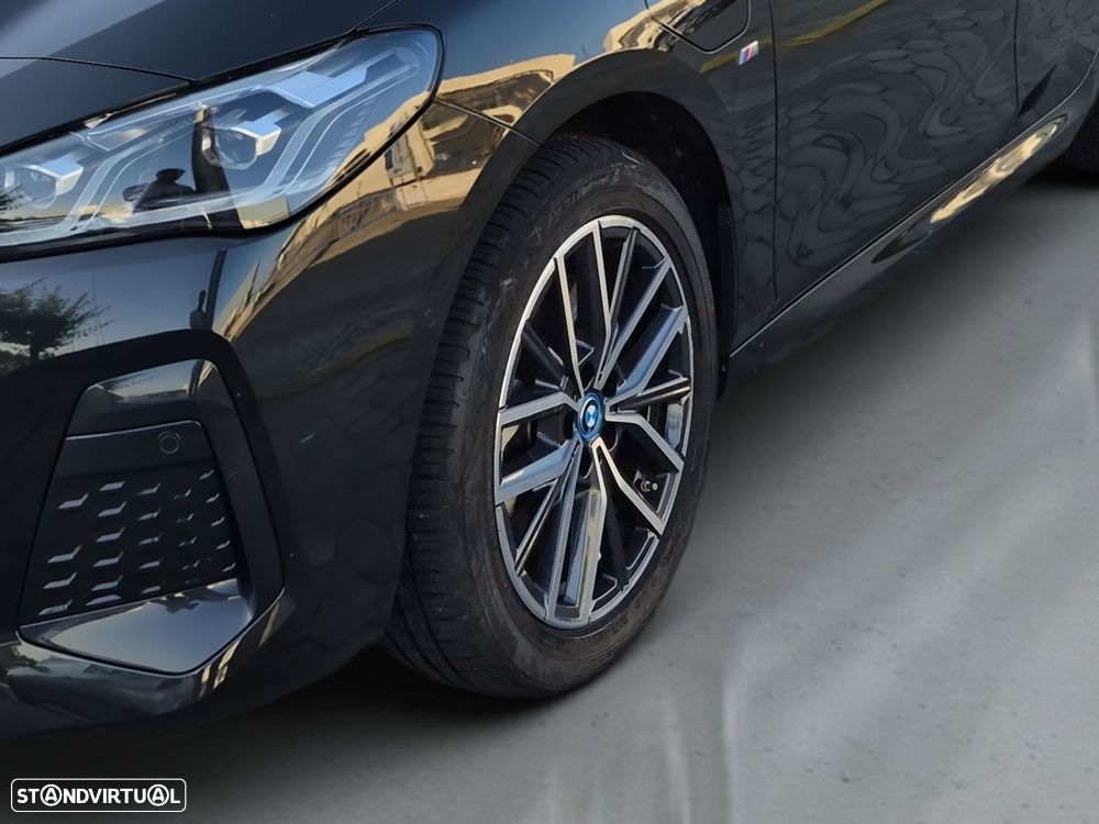 BMW 230xe Active Tourer Pack M - 4