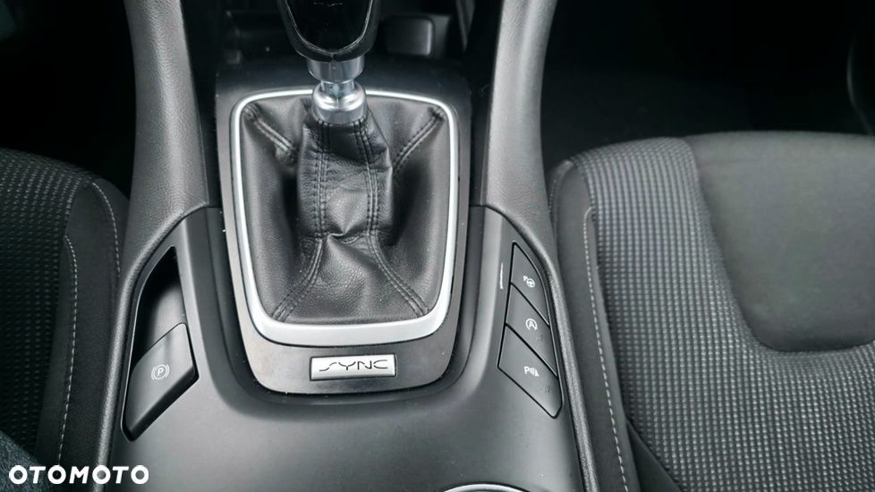 Ford Mondeo 1.5 EcoBoost Titanium - 18