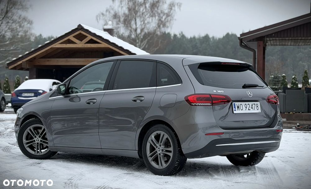 Mercedes-Benz Klasa B 180 7G-DCT Progressive - 17