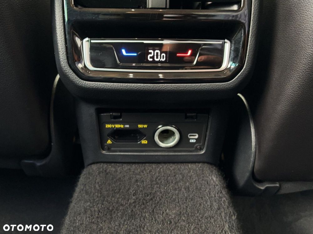 Volkswagen Passat - 22