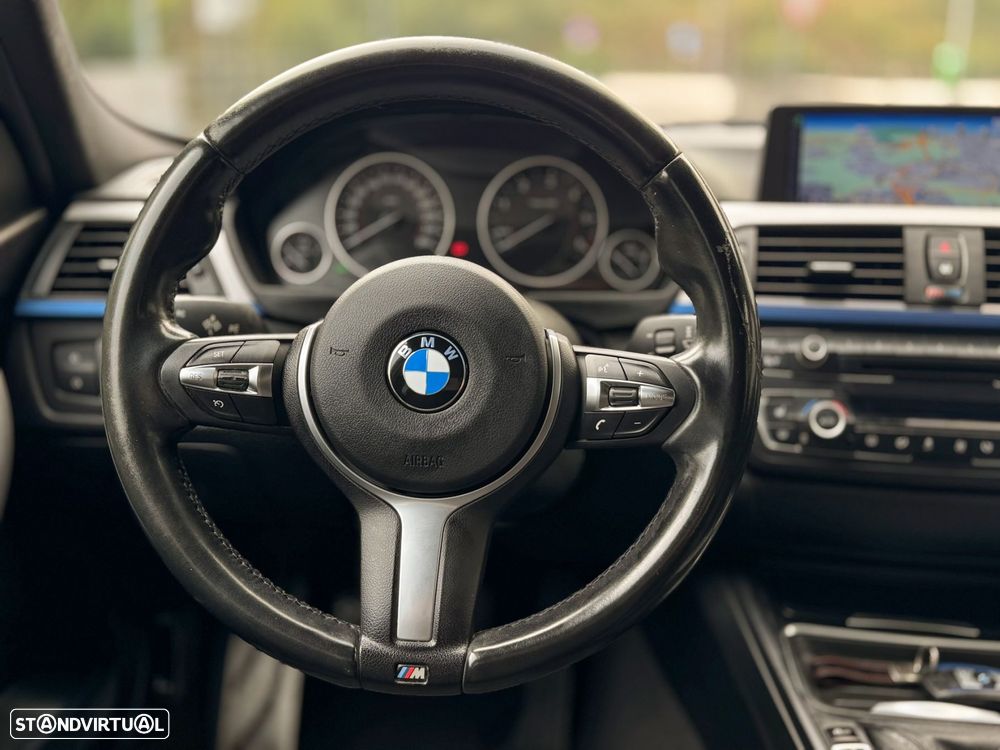 BMW 320 d Touring Pack M - 6