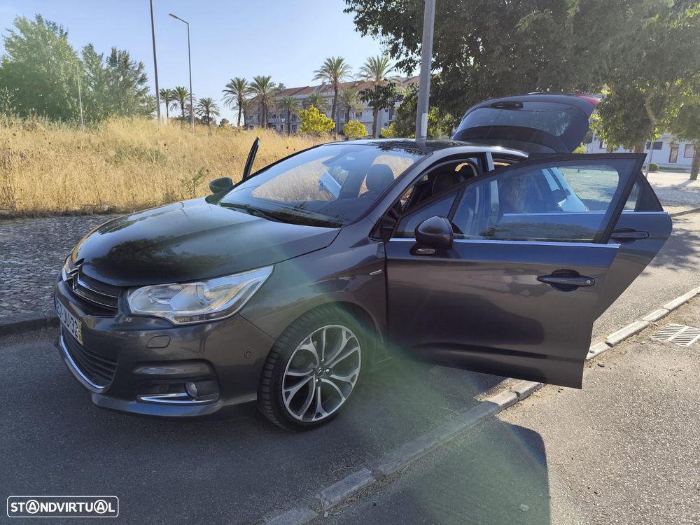 Citroën C4 1.6 e-HDi Exclusive J17 CMP6 - 18