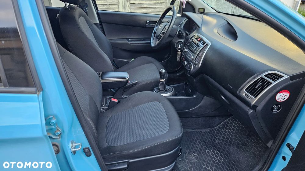 Hyundai i20 1.25 Wersja Jubileuszowa - 11