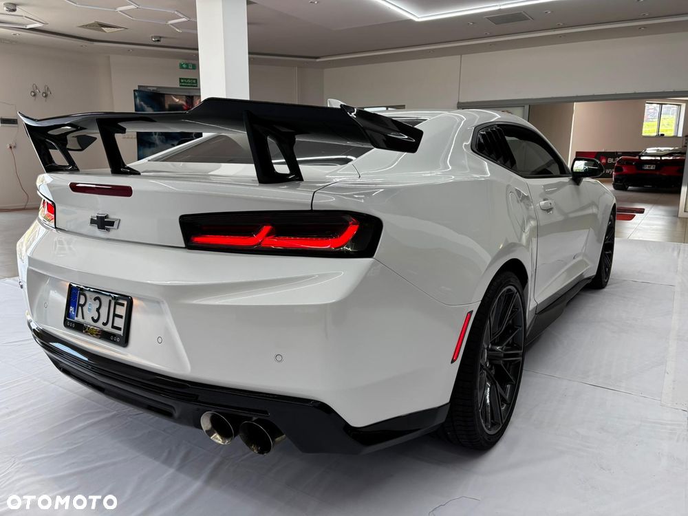 Chevrolet Camaro - 18