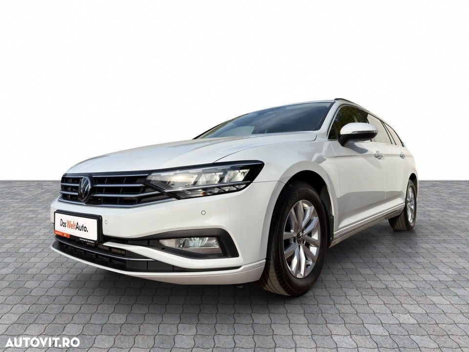 Volkswagen Passat - 2