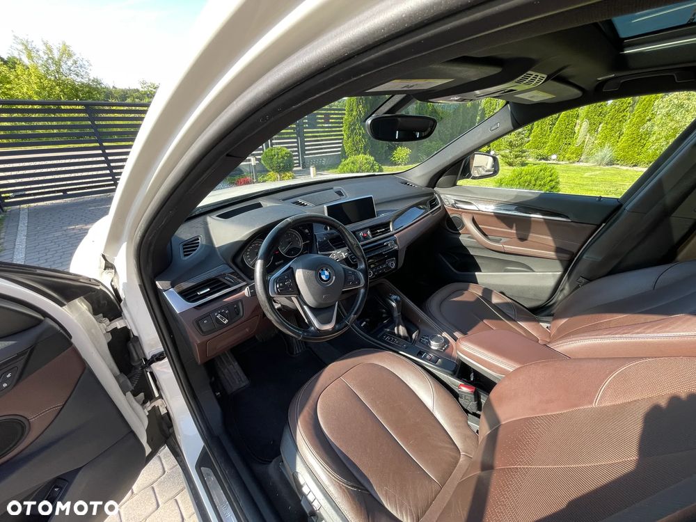 BMW X1 xDrive25i xLine - 12