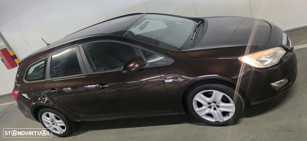 Opel Astra Sports Tourer 1.3 CDTI DPF EcoFLEX Sports Tourer Design Edition - 43