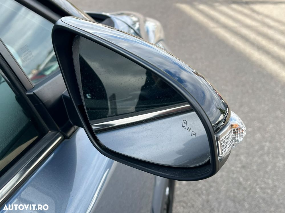 Toyota C-HR 2.0 HSD 184 CP 4x2 CVT Style - 12