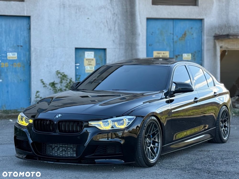 BMW Seria 3 335i - 35