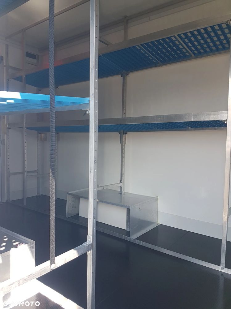 Iveco DAILY KONTENER NISKOPODŁOGOWY 4,44x2,23x2,42 SKLEP BAR FOODTRUCK KAMPER KLIMA KONIOWÓZ 35S14 - 25