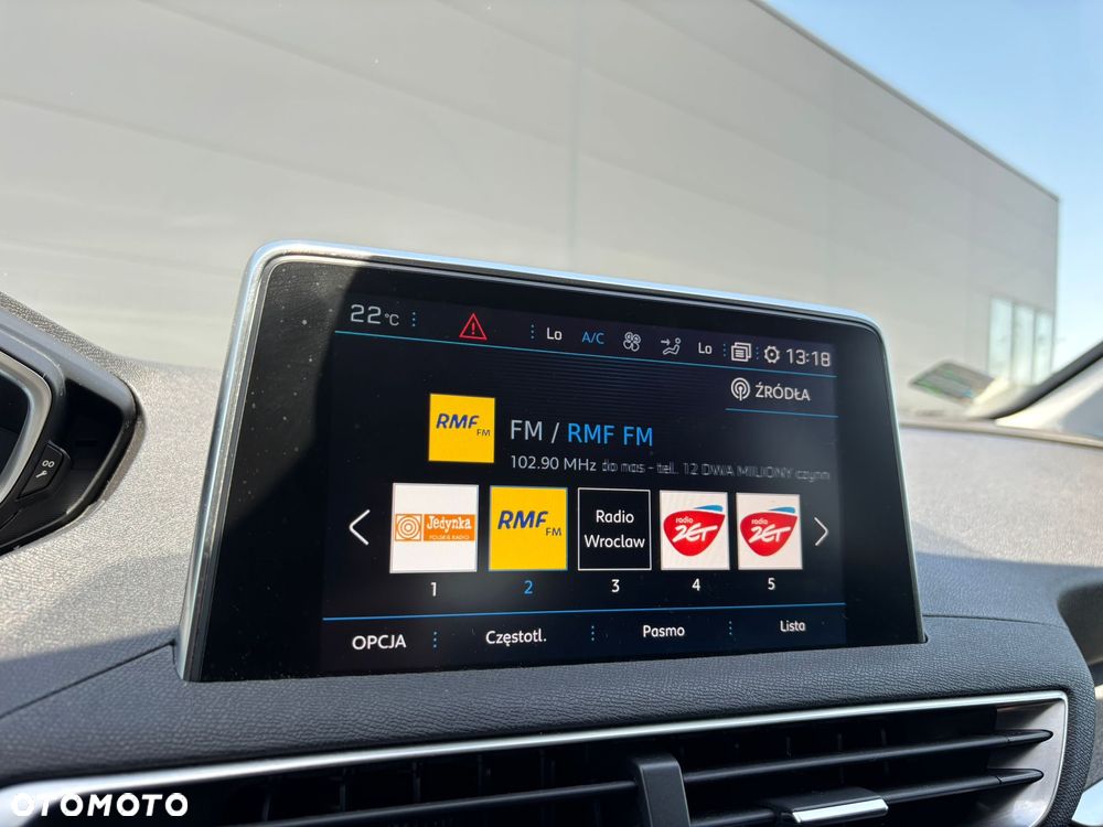 Peugeot 3008 1.5 BlueHDi Road Trip S&S EAT8 - 39