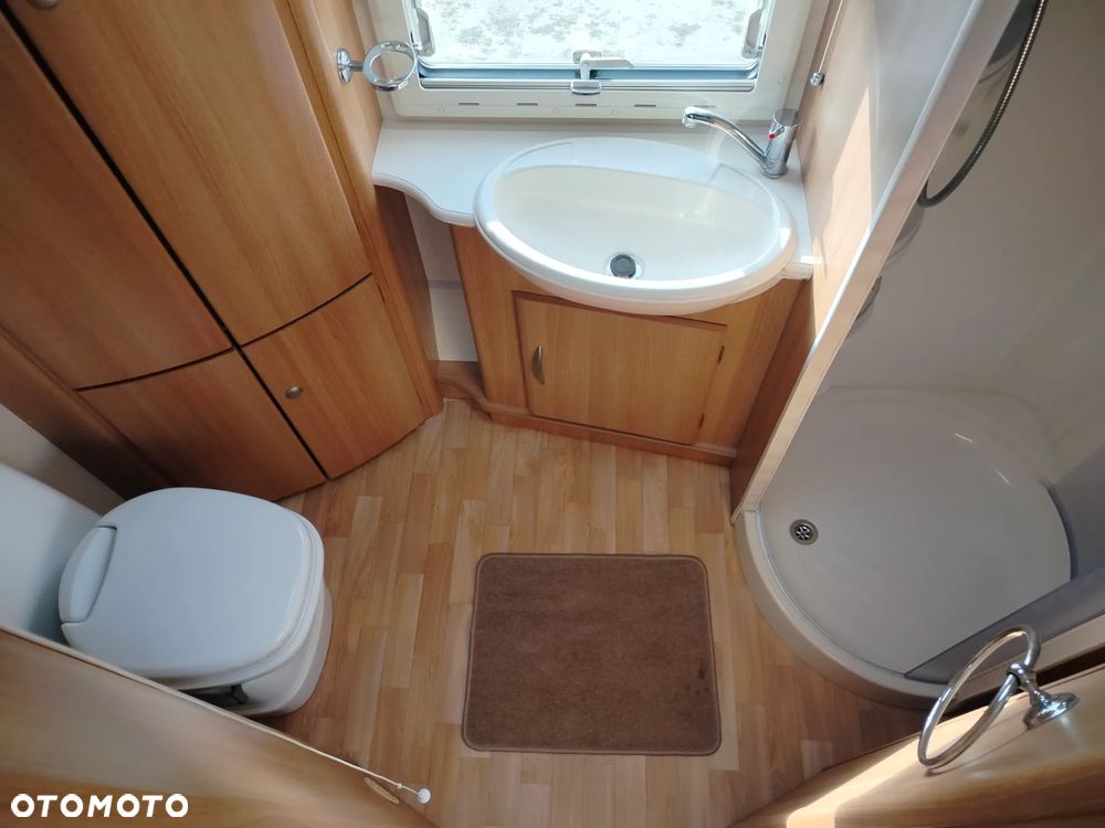 Coachman Laser - 9