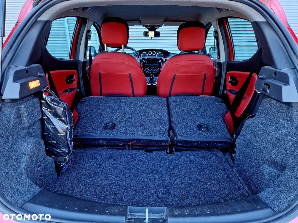 Lancia Ypsilon 1.2 8V Black&Red S&S - 16