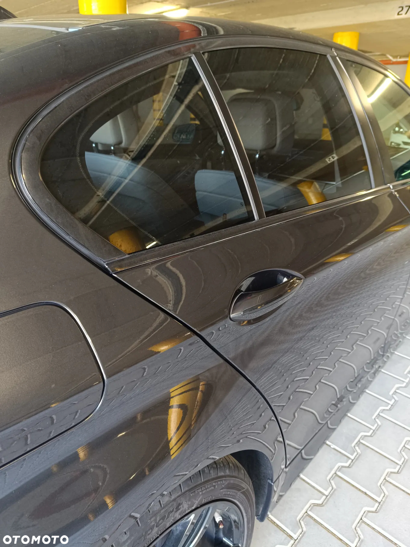 BMW Seria 5 528i xDrive - 27