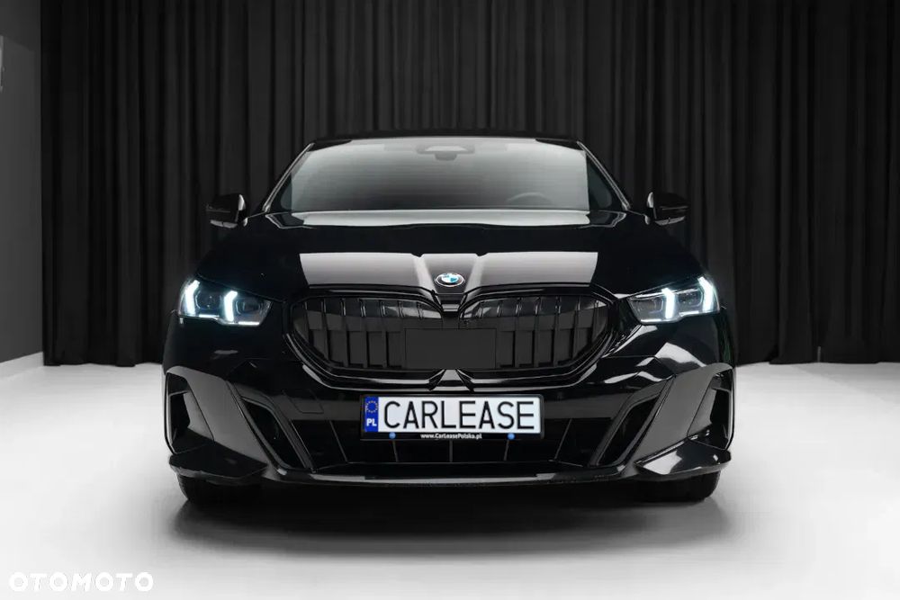 BMW Seria 5 520i mHEV - 3