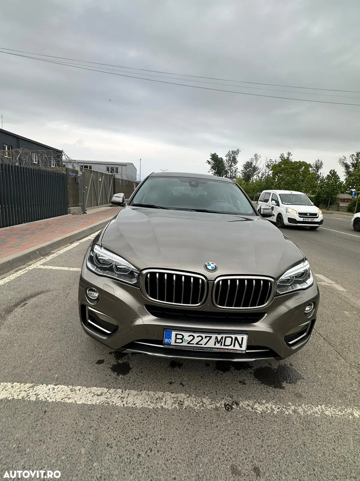 BMW X6 xDrive30d - 12