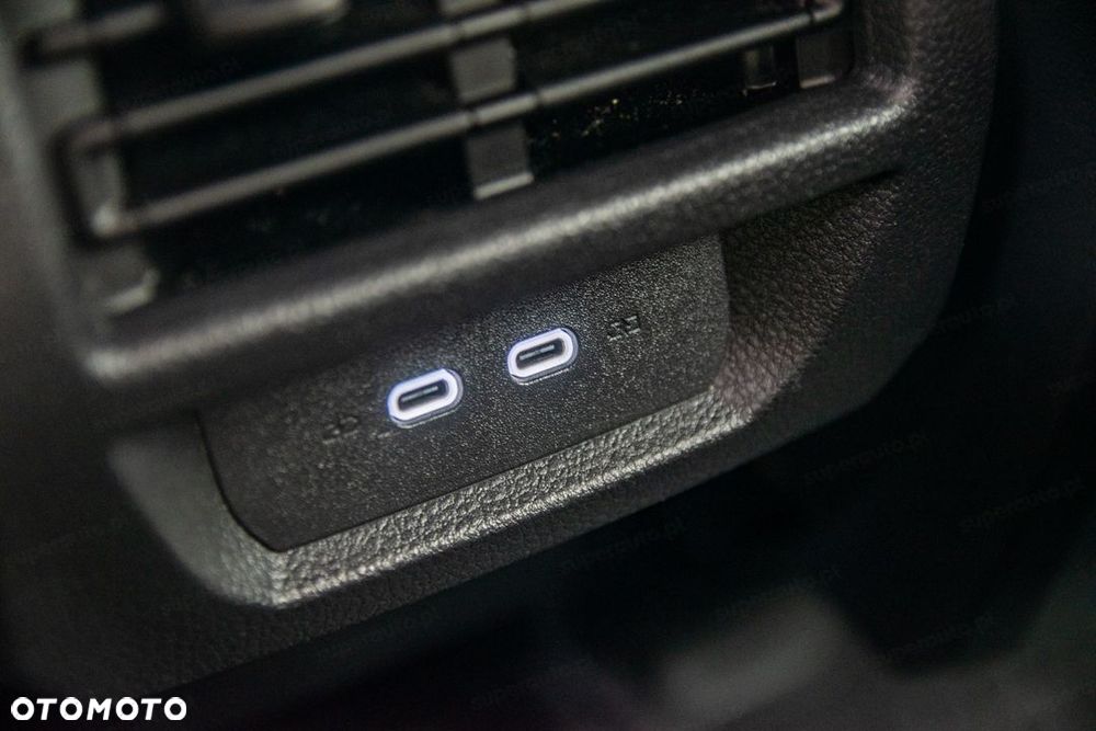 Ford Tourneo Connect Grand - 35