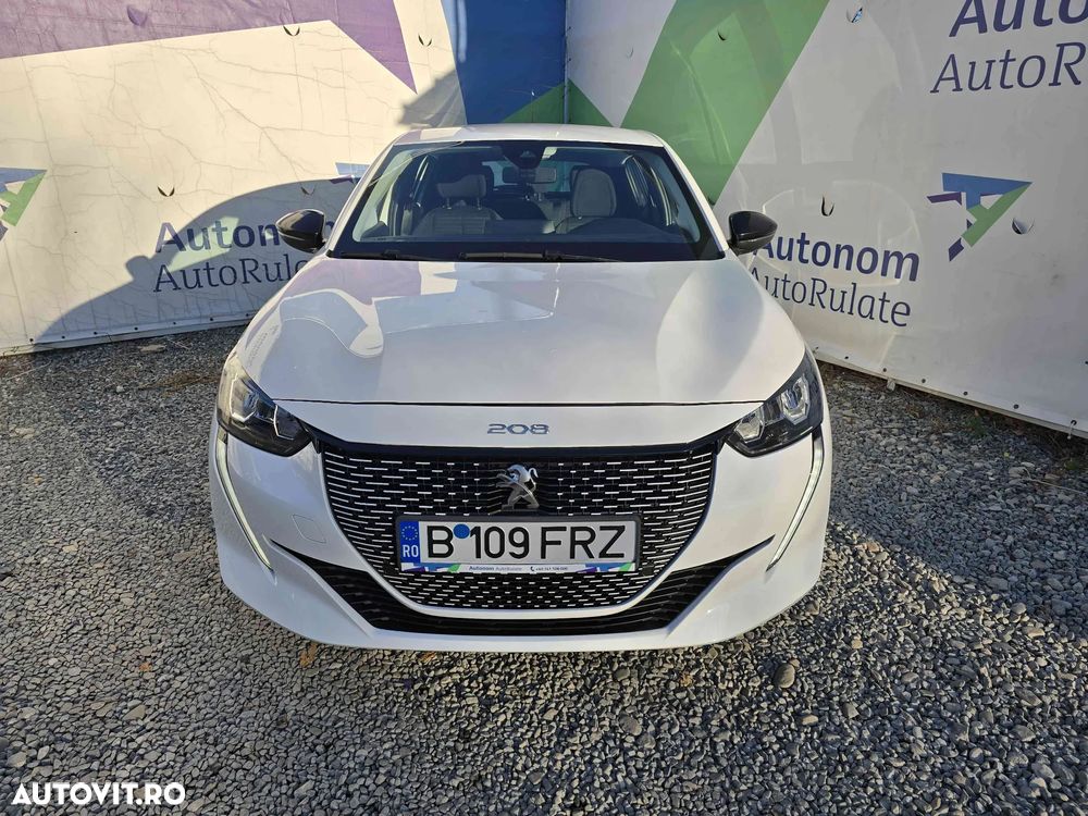 Peugeot 208 - 1