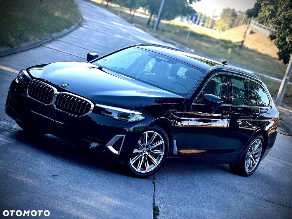 BMW Seria 5 540d xDrive Luxury Line - 11