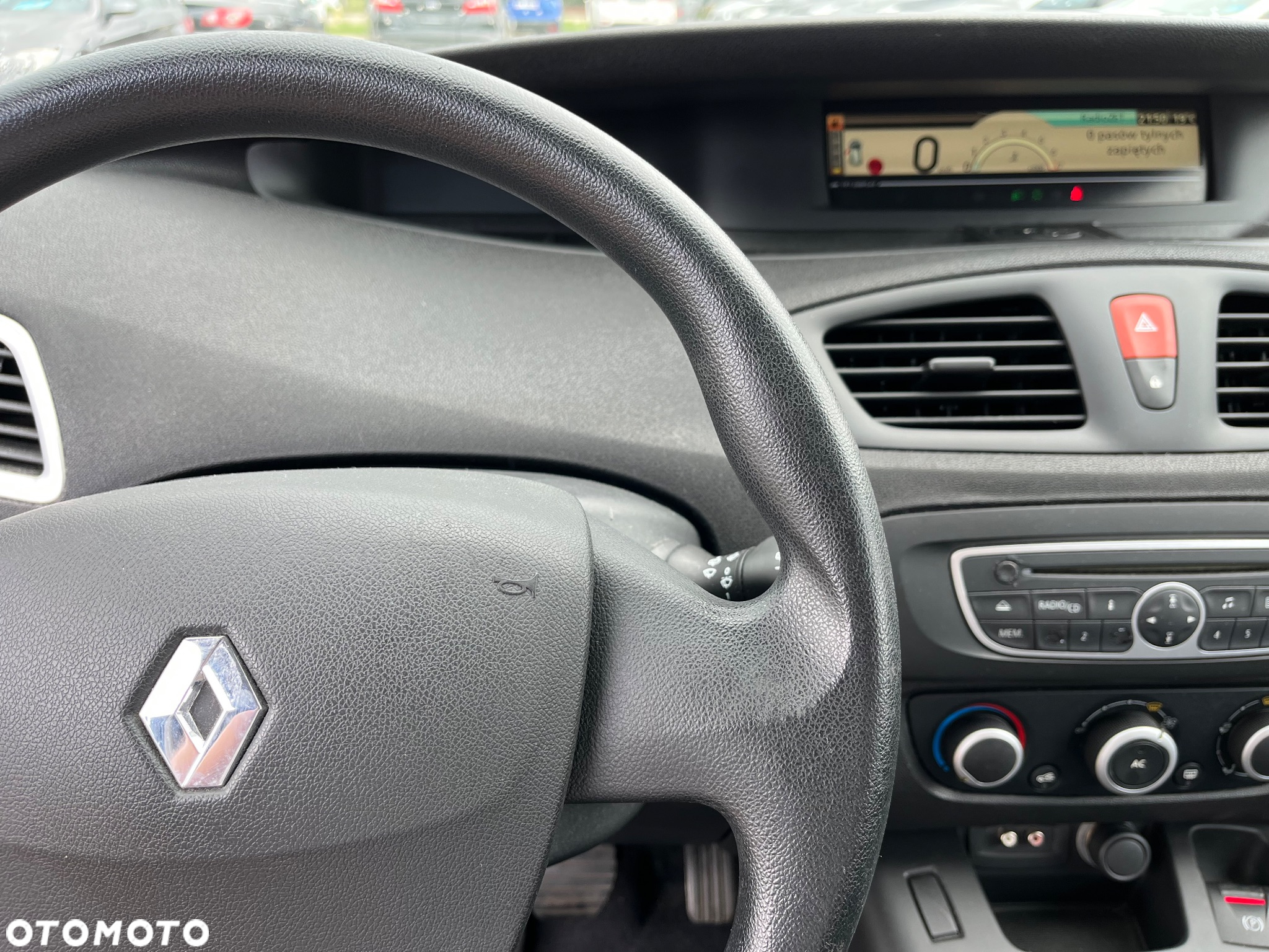 Renault Scenic 1.6 16V 110 Expression - 13