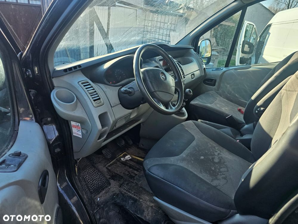 Opel VIVARO - 8