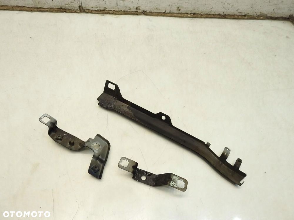 UCHWYT MOCOWANIE BŁOTNIKA PRAWY PRZÓD RENAULT MEGANE IV 631226346R - 3