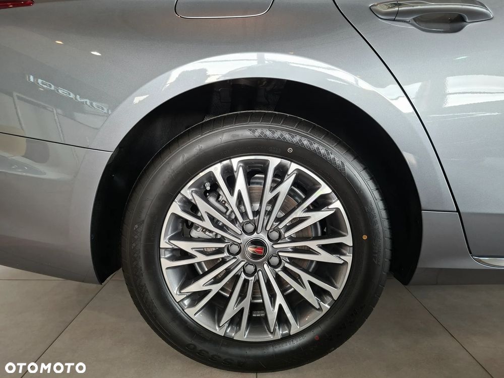 Hongqi H5 2.0T Comfort - 12