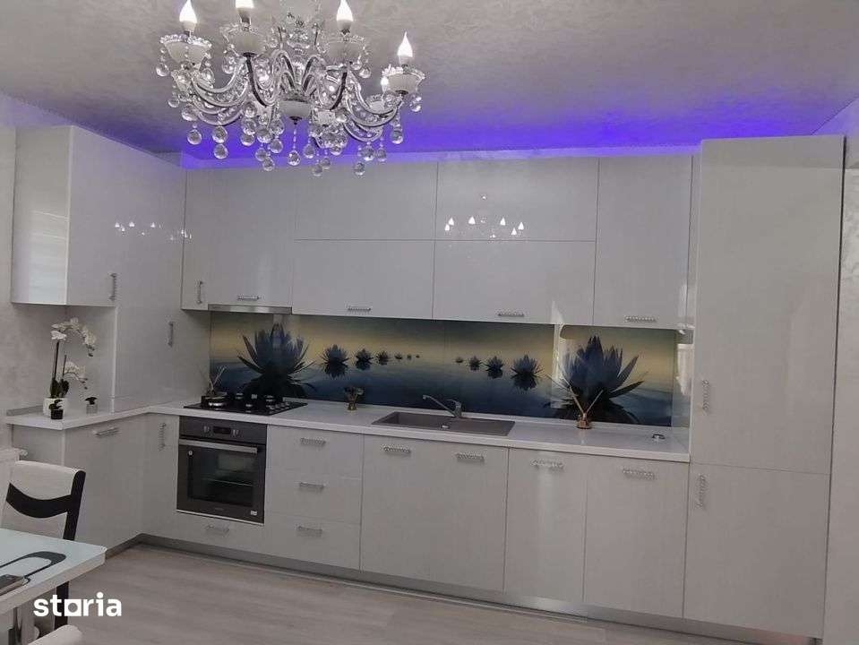 Apartament de vanzare 3 camere zona Eroilor — fotografia 1