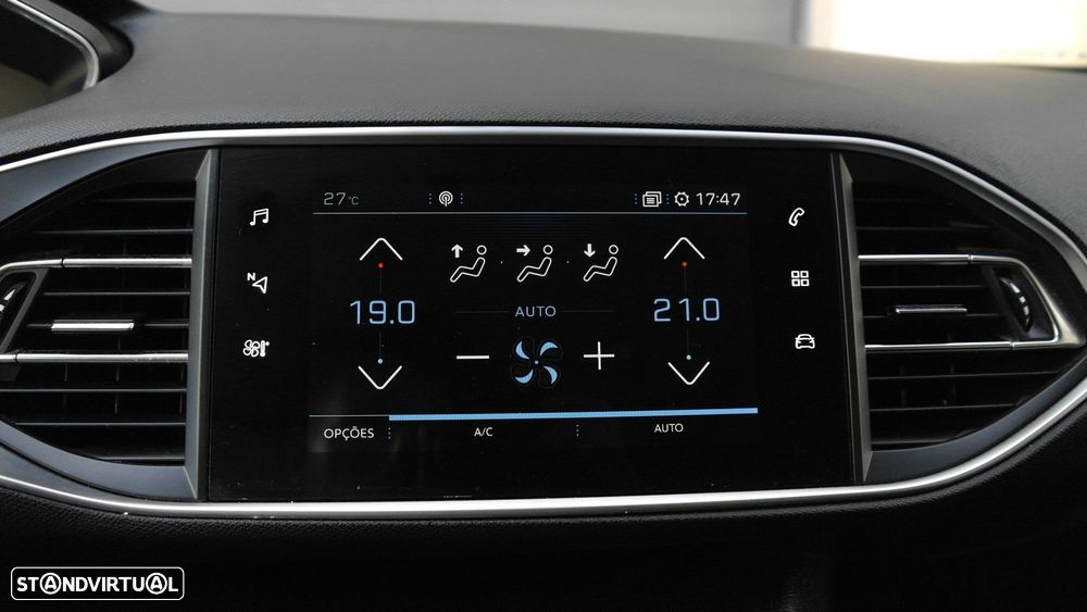 Peugeot 308 1.2 PureTech Style - 47