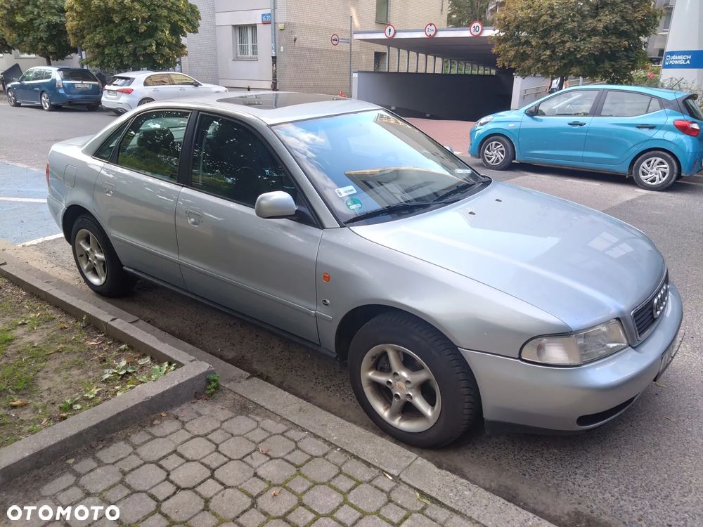 Audi A4 Limousine - 2