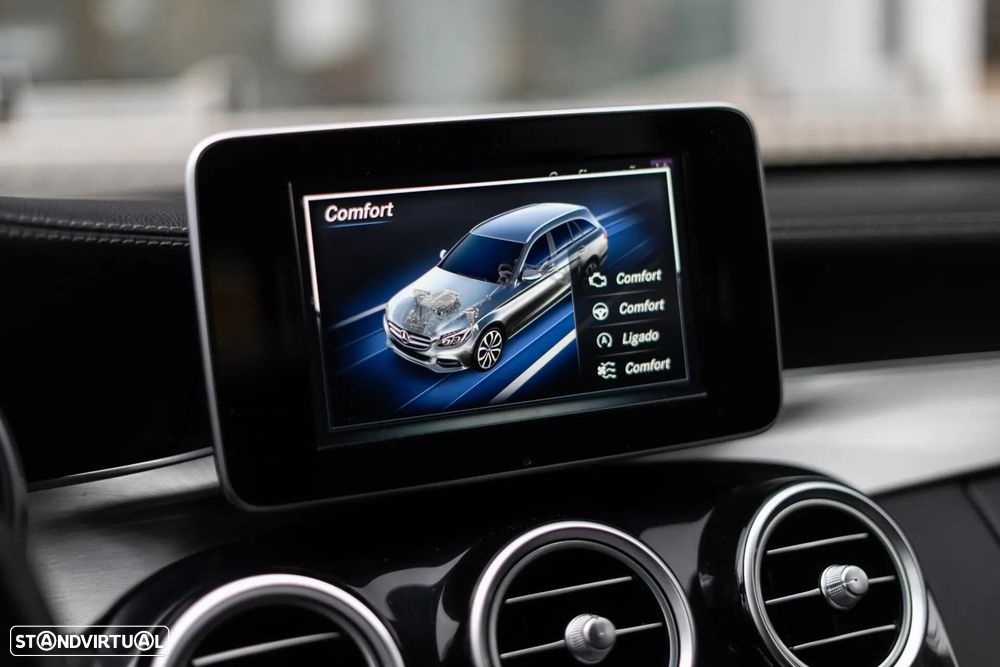 Mercedes-Benz C 220 d 4Matic Station 7G-TRONIC AMG Line - 37